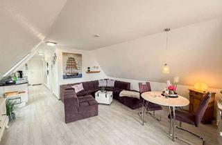 Wohnung kaufen in 25761 Büsum, Stilvolle 1,5‑Zimmer‑Dachgeschosswohnung mit Südbalkon und Meerblick – zentral in Büsum