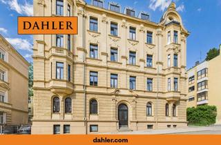Wohnung kaufen in 86152 Innenstadt, Stilvolle 2-Zimmer-Altbauwohnung mit Terrasse in denkmalgeschütztem Gebäude