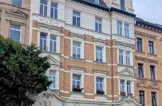 Wohnung kaufen in 07545 Gera, Dachgeschosswohnung mit Fernblick in Gera