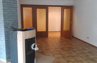 Wohnung mieten in Hauptstr. 67, 97267 Himmelstadt, Helle 3-Zimmer-Wohnung mit Balkon und Einbauküche in Himmelstadt ab 01.11.2025 zu vermieten