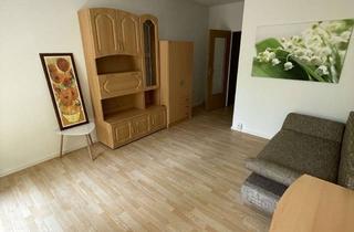 Wohnung mieten in Dr.-Otto-Nuschke-Straße 44, 08280 Aue, Schöne 1-Raum-Wohnung mit Einbauküche und Möbel