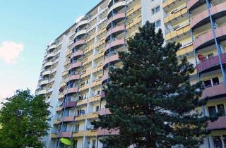 Wohnung mieten in Würzburger Straße, 98529 Suhl, Schöne Vierraumwohnung in bequemer Stadtnähe