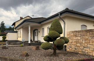 Haus kaufen in 56743 Mendig, Mittendrin und doch für sich