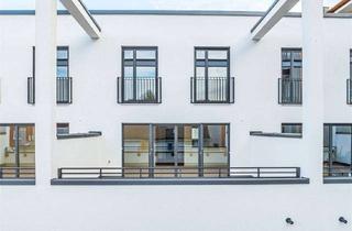 Haus kaufen in Stadtplatz 16, 94234 Viechtach, Wohnen im Centrum von Viechtach! Stadthaus zum Kauf!
