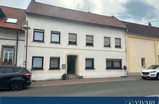 Mehrfamilienhaus kaufen in 55457 Gensingen, Zwei Wohneinheiten, große Terrasse & Garagen– gepflegtes Mehrfamilienhaus
