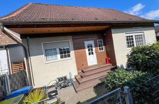 Einfamilienhaus kaufen in 41517 Grevenbroich, ** Einfamilienhaus - freistehend & ruhig gelegen **