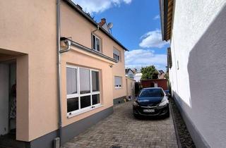 Einfamilienhaus kaufen in 65468 Trebur, Einfamilienhaus in Astheim.