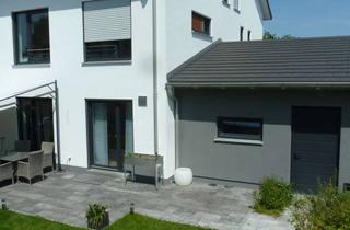 Haus mieten in Dr.-Baur-Straße 17, 86899 Landsberg, GROSSzügige, MODERNE DHH in SONNIGER STADTLAGE! IDEAL für Familien!
