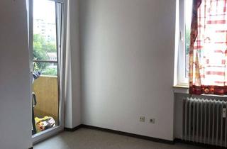 Immobilie mieten in Bruchwiesenanlage, 66125 Saarbrücken, möbliertes Zimmer in 5er WG in Studentenwohnheim zu vermieten!