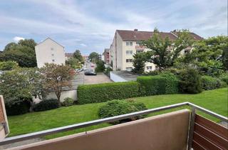Wohnung kaufen in Thomas-Mann-Straße 10, 30827 Garbsen, Ansprechende 3-Raum-Wohnung im 1OG mit 2 Balkons in Garbsen