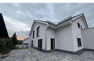 Wohnung mieten in 63911 Klingenberg, Neuwertige 3,5 Zimmer-Wohnung mit Einbauküche und großer Terrasse in Klingenberg am Main