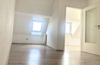 Wohnung mieten in Stöckheimer Straße 11, 38302 Wolfenbüttel, 2 Zi.-Whg, an langfristige seriöse Mieter Dachgeschoss mit Blick auf den Elm