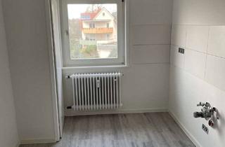 Wohnung mieten in 37077 Göttingen, Sanierte 3-Zimmer-Dachgeschosswohnung mit Garage in Göttingen-Weende