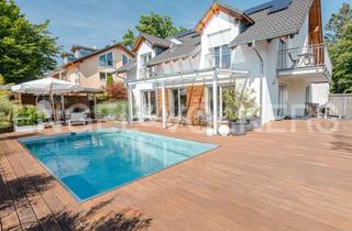 Einfamilienhaus kaufen in 85521 Ottobrunn, Bestlage Riemerling: Großzügiges Einfamilienhaus mit Pool