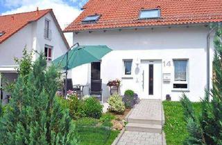 Haus mieten in Saalfelder Straße 14, 72622 Nürtingen, Gepflegte 7-Zimmer-Doppelhaushälfte mit EBK in Nürtingen
