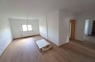 Wohnung mieten in 08451 Crimmitschau, großzügige 3-Zimmer Wohnung mit Balkon und Blick über Crimmitschau, Erstbezug nach Sanierung, ab 01.09.2025