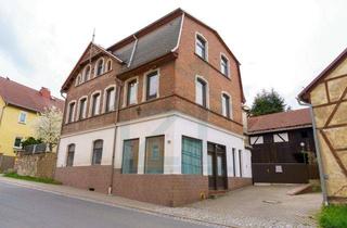 Einfamilienhaus kaufen in 07381 Wernburg, Großes Einfamilienhaus mit Ausbaureserve und Scheune in Wernburg