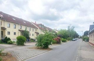 Anlageobjekt in 03050 Cottbus, Solide Kapitalanlage in gefragter Lage – vermietetes Reihenmittelhaus in Cottbus-Madlow zu verkaufen.