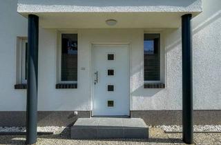 Mehrfamilienhaus kaufen in 16547 Birkenwerder, Birkenwerder - Energieeffizientes Mehrfamilienhaus mit vier leerstehenden Wohnungen