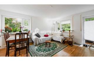 Wohnung kaufen in 72555 Metzingen, Metzingen - Gepflegte, lichtdurchflutete Hochparterrewohnung mit 3 Zimmern, Dachbodenraum, Keller & 2 Balkone
