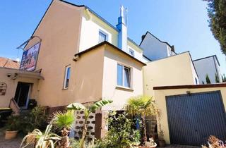 Einfamilienhaus kaufen in 45355 Essen, Essen - Wo Kindheitserinnerungen entstehen: Einfamilienhaus mit Baugrundstück Essen-Altendorfer Straße