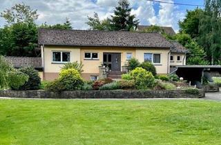 Einfamilienhaus kaufen in 54689 Daleiden, Daleiden - Wohnen mit Weitblick: Großzügiges Einfamilienhaus mit Einliegerwohnung und Baugrundstück im Naturpark Südeifel