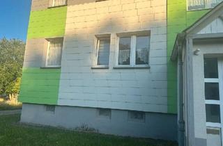 Wohnung kaufen in 07349 Lehesten, Lehesten - Verkauf - 3 Zimmer Wohnung Teilmöbiliert