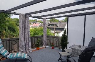 Haus kaufen in 66822 Lebach, Lebach - Vermietetes 3 Familienhaus, Wintergarten, Terrasse