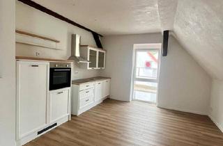 Wohnung kaufen in 97980 Bad Mergentheim, Bad Mergentheim - Stilvolle Maisonette Wohnung mit Garten und Garage