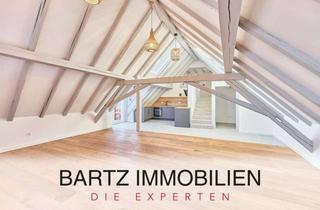 Wohnung kaufen in 76835 Rhodt, Sonnenparadies: Lichtdurchflutete Dachgeschosswohnung im modernisierten Fachwerkhaus