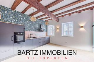Wohnung kaufen in 76835 Rhodt, Glanzstück: einzigartige 3-Zimmer-Erdgeschosswohnung im modernisierten Fachwerkhaus