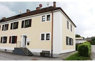 Wohnung kaufen in 94036 Heining, Charmante, renovierte 3-Zimmer-Wohnung mit Garten, Gartenhäuschen und Garage