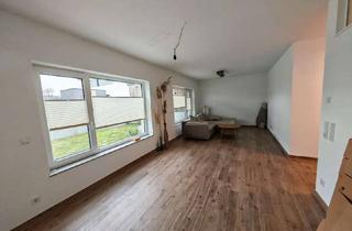 Wohnung kaufen in 91785 Pleinfeld, Exklusive, neuwertige Erdgeschoss Wohnung mit 2 Terrassen und 2 Stellplätzen, provisionsfrei