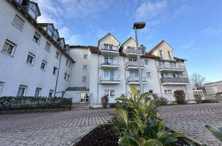Wohnung mieten in Bahnhofstraße, 90552 Röthenbach, Helle 2-Zimmer-Dachgeschosswohnung mit Balkon und Stellplatz in zentraler Lage von Röthenbach