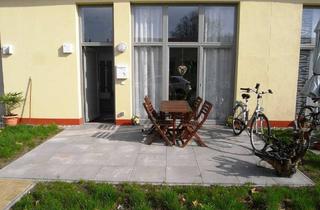 Wohnung mieten in An Der Enckekaserne 109, 39110 Stadtfeld West, Exklusives Wohnen im Gartenpalais+Fußbodenheizung+Südterrasse+Laminat!