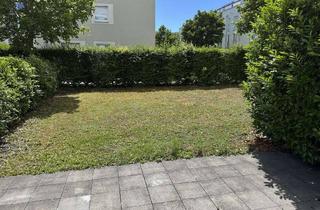 Wohnung mieten in 82178 Puchheim, 2 Zimmer Gartenwohnung mit ca. 180m² Rasenfläche