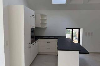 Wohnung mieten in Sandweg 1C, 34302 Guxhagen, 4-Zimmer-Wohnung mit Balkon und Einbauküche in Guxhagen