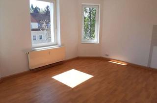 Wohnung mieten in Talstraße, 08496 Neumark, Zentral gelegene, sanierte 3-Zimmer Wohnung