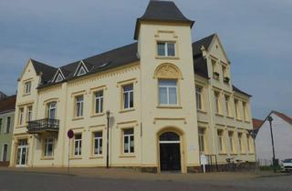 Wohnung mieten in 17139 Malchin, Zentral: Dachgeschosswohnung mit Einbauküche - Stellplatz vorhanden...