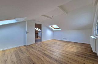 Wohnung mieten in 71642 Ludwigsburg, Helle 2,5-Zimmer-Wohnung mit Balkon und Garage: Erstbezug nach Sanierung mit Balkon