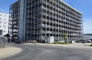 Immobilie mieten in Intzestraße 38, 60314 Ostend, Stellplätze im Parkhaus Frankfurt-Ostend