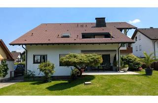 Haus kaufen in 76473 Iffezheim, Traumhaus mit zwei aufgeteilten Wohnbereichen und großzügigem Garten in Iffezheim