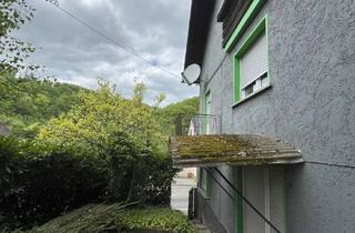 Mehrfamilienhaus kaufen in 56337 Arzbach, Leerstehendes Mehrfamilienhaus mit Garage und Ausbaureserven