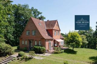 Villa kaufen in 24238 Selent, Selent: historische und bildschöne Villa im Schloßpark der Blomenburg