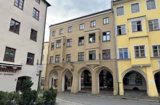 Anlageobjekt in 83512 Wasserburg, 1A-Lage an der Innfront und Marienplatz - Schickes Stadthaus mit elf Wohn- und zwei Gewerbeeinheiten