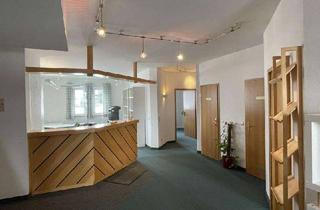 Büro zu mieten in 82362 Weilheim, Provisionsfrei! schöne Bürofläche im Süden von Weilheim im 1. Obergeschoss mit Balkon und Aufzug