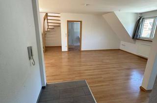 Wohnung mieten in 97230 Estenfeld, Stilvolle 3 Zimmer Maisonette Wohnung mit Stellplatz – in Estenfeld