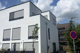 Wohnung mieten in Niederfeldstraße, 63477 Maintal, Großzügige 5-Zimmer-Gartenwohnung im Haus-Stil mit Wallbox & Hobbyraum – Maintal
