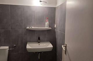 Wohnung mieten in Ritter-Von-Halt-Straße 48, 42477 Radevormwald, Schöne 1-Zimmer-Erdgeschosswohnung mit Balkon und EBK in Radevormwald