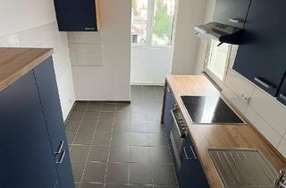 Wohnung mieten in Plochinger Straße 77, 73730 Esslingen, Renovierte 2-Zimmer-Dachgeschosswohnung in Oberesslingen